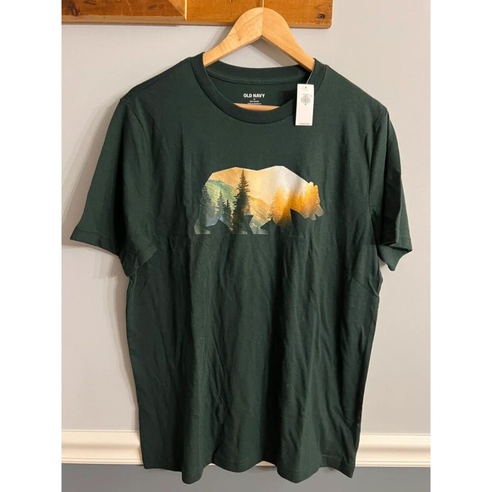 Men’s Mountain Green Bear 100% Cotton Short Sleeve T-Shirt Size Medium